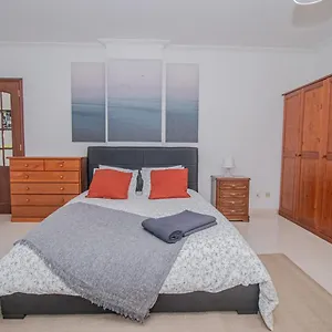 Charming Private In An A2 Penha - Quarto em Acomodações Particulares